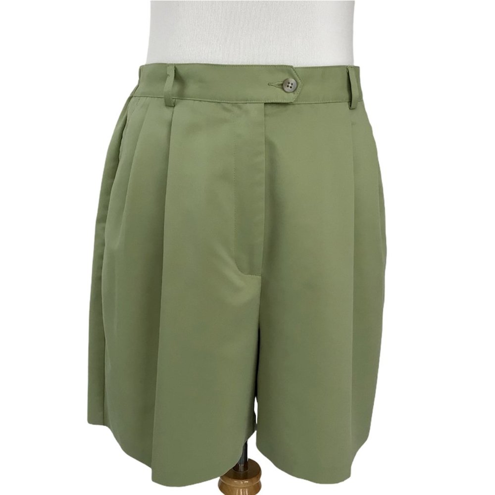 Izod Golf Shorts Sz 12 High Waist 6” Inseam Green